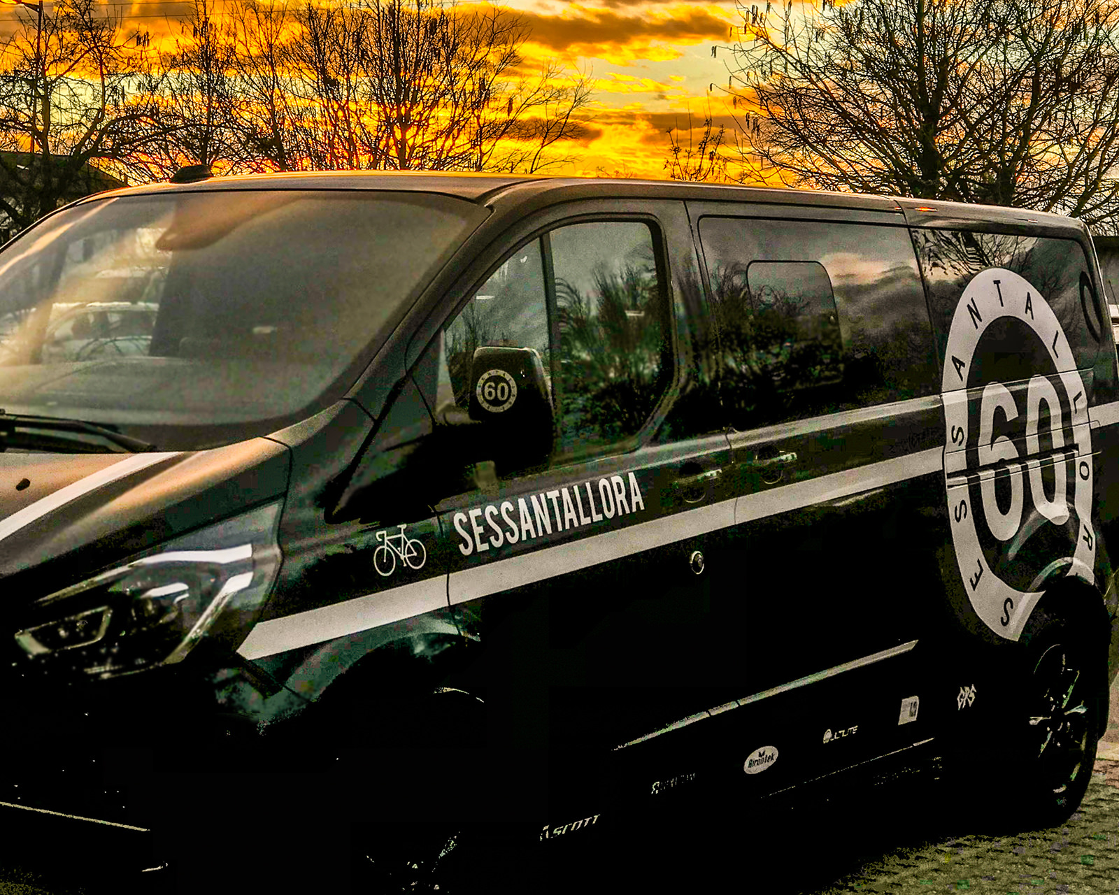 Sessantallora Car Wrapping Graphic Design